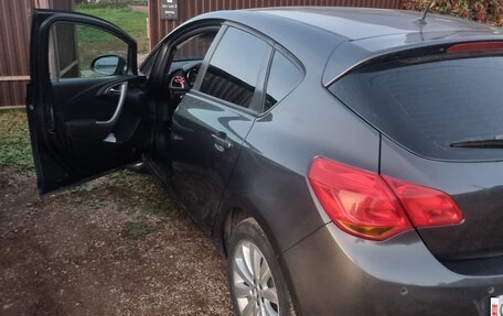 Opel Astra J, 2011 год, 580 000 рублей, 5 фотография