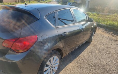 Opel Astra J, 2011 год, 580 000 рублей, 8 фотография