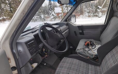 Volkswagen Transporter T4, 1992 год, 265 000 рублей, 4 фотография