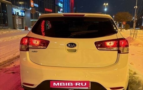 KIA Rio III рестайлинг, 2016 год, 1 050 000 рублей, 4 фотография