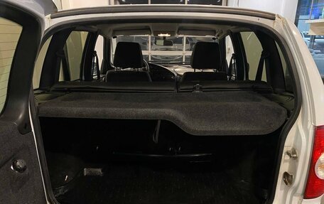 Chevrolet Niva I рестайлинг, 2015 год, 686 000 рублей, 10 фотография