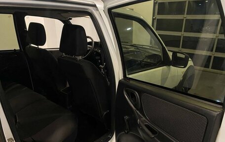 Chevrolet Niva I рестайлинг, 2015 год, 686 000 рублей, 18 фотография