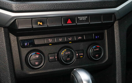 Volkswagen Amarok I рестайлинг, 2018 год, 3 300 000 рублей, 19 фотография