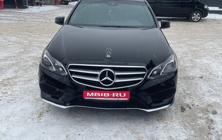 Mercedes-Benz E-Класс, 2015 год, 1 490 000 рублей, 1 фотография