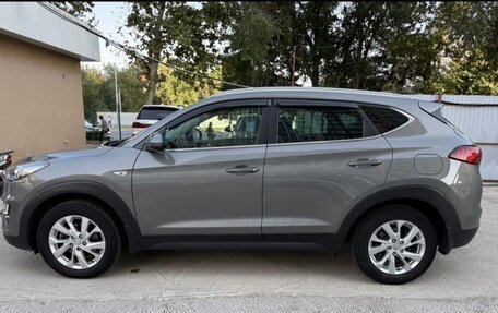 Hyundai Tucson III, 2019 год, 2 350 000 рублей, 2 фотография