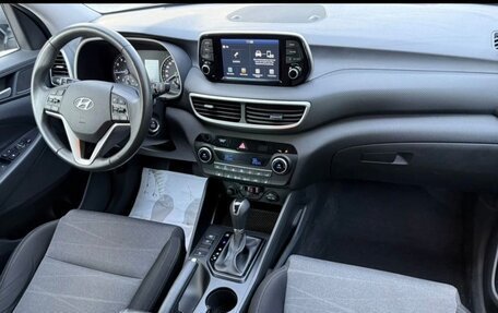 Hyundai Tucson III, 2019 год, 2 350 000 рублей, 21 фотография