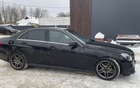 Mercedes-Benz E-Класс, 2015 год, 1 490 000 рублей, 3 фотография