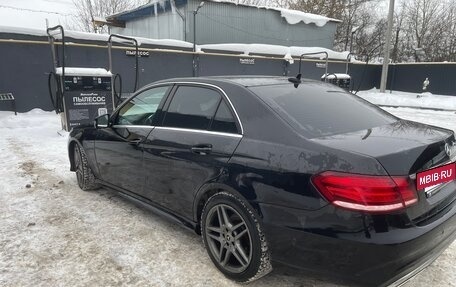 Mercedes-Benz E-Класс, 2015 год, 1 490 000 рублей, 4 фотография