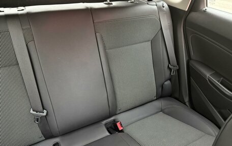 Opel Astra J, 2013 год, 860 000 рублей, 3 фотография