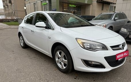 Opel Astra J, 2013 год, 860 000 рублей, 10 фотография