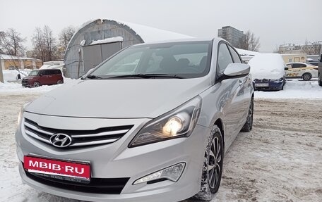 Hyundai Solaris II рестайлинг, 2016 год, 1 400 000 рублей, 2 фотография