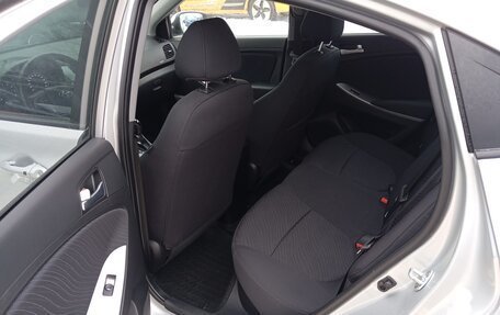 Hyundai Solaris II рестайлинг, 2016 год, 1 400 000 рублей, 12 фотография