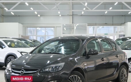 Opel Astra J, 2014 год, 769 000 рублей, 4 фотография