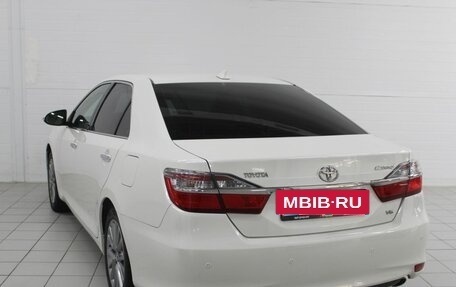 Toyota Camry, 2016 год, 2 150 000 рублей, 11 фотография