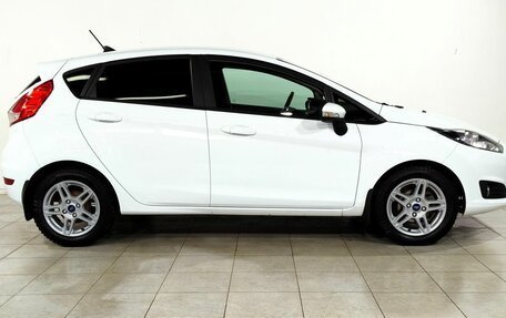 Ford Fiesta, 2016 год, 975 000 рублей, 4 фотография