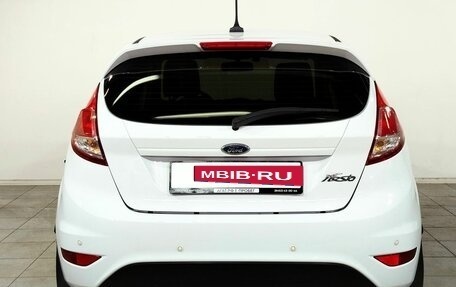 Ford Fiesta, 2016 год, 975 000 рублей, 6 фотография