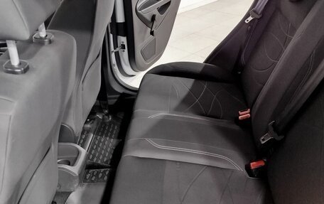 Ford Fiesta, 2016 год, 975 000 рублей, 19 фотография