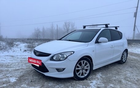 Hyundai i30 I, 2010 год, 650 000 рублей, 3 фотография