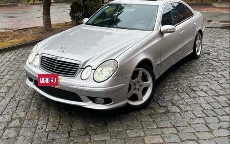 Mercedes-Benz E-Класс, 2003 год, 1 100 000 рублей, 2 фотография
