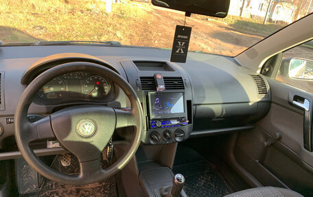 Volkswagen Polo IV рестайлинг, 2007 год, 350 000 рублей, 9 фотография