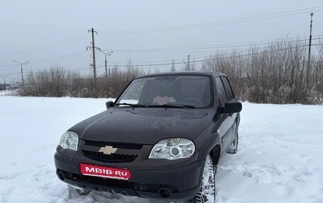 Chevrolet Niva I рестайлинг, 2011 год, 450 000 рублей, 1 фотография