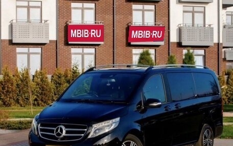 Mercedes-Benz V-Класс, 2014 год, 2 999 000 рублей, 1 фотография