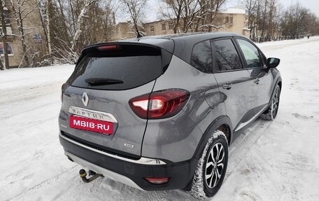 Renault Kaptur I рестайлинг, 2017 год, 1 450 000 рублей, 4 фотография