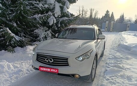 Infiniti FX II, 2010 год, 1 620 000 рублей, 1 фотография
