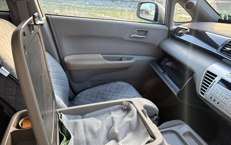 Honda Edix, 2005 год, 790 000 рублей, 32 фотография