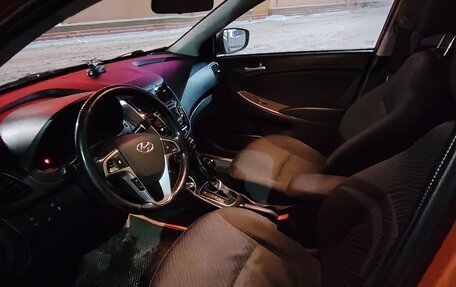 Hyundai Solaris II рестайлинг, 2014 год, 950 000 рублей, 8 фотография