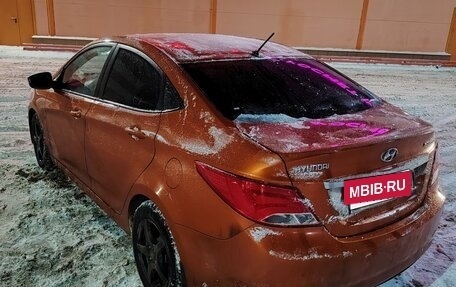 Hyundai Solaris II рестайлинг, 2014 год, 950 000 рублей, 6 фотография