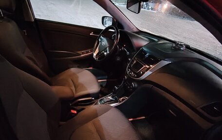 Hyundai Solaris II рестайлинг, 2014 год, 950 000 рублей, 11 фотография