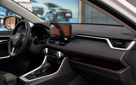 Toyota RAV4, 2025 год, 4 650 000 рублей, 35 фотография