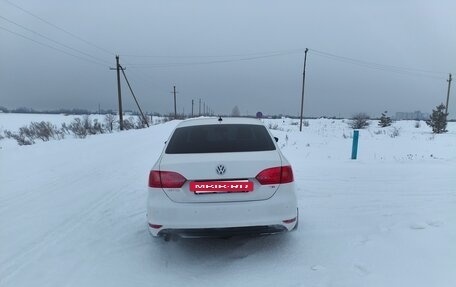 Volkswagen Jetta VI, 2011 год, 1 020 000 рублей, 4 фотография