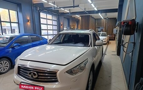 Infiniti FX II, 2010 год, 1 620 000 рублей, 5 фотография