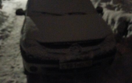 Renault Logan I, 2006 год, 180 000 рублей, 1 фотография