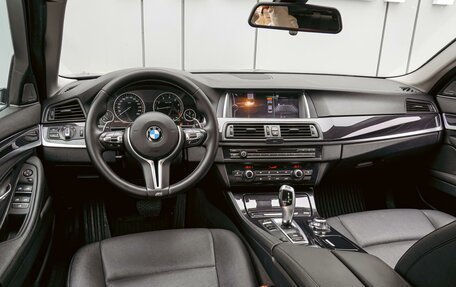 BMW 5 серия, 2013 год, 1 890 000 рублей, 11 фотография
