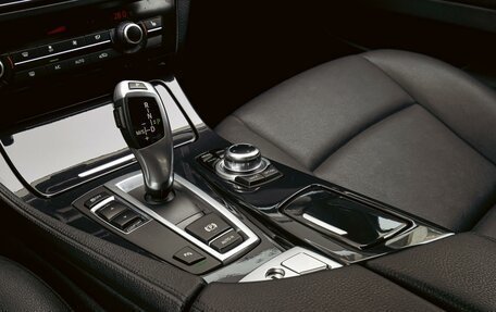 BMW 5 серия, 2013 год, 1 890 000 рублей, 17 фотография