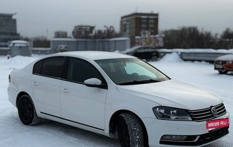 Volkswagen Passat B7, 2013 год, 990 000 рублей, 2 фотография
