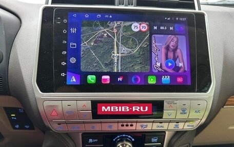 Toyota Land Cruiser Prado 150 рестайлинг 2, 2017 год, 5 400 000 рублей, 10 фотография