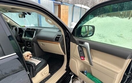 Toyota Land Cruiser Prado 150 рестайлинг 2, 2017 год, 5 400 000 рублей, 7 фотография