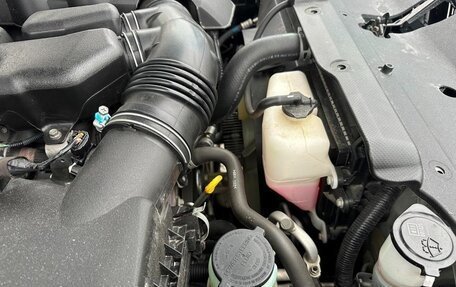 Toyota Land Cruiser Prado 150 рестайлинг 2, 2017 год, 5 400 000 рублей, 25 фотография