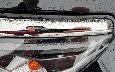 Toyota Land Cruiser Prado 150 рестайлинг 2, 2017 год, 5 400 000 рублей, 28 фотография