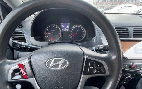 Hyundai Solaris II рестайлинг, 2011 год, 360 000 рублей, 7 фотография