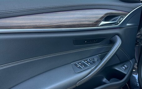 BMW 5 серия, 2019 год, 3 550 000 рублей, 16 фотография