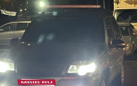 Chevrolet Niva I рестайлинг, 2013 год, 420 000 рублей, 2 фотография