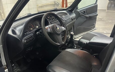 Chevrolet Niva I рестайлинг, 2011 год, 700 000 рублей, 10 фотография