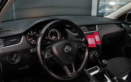 Skoda Octavia, 2015 год, 1 230 000 рублей, 14 фотография