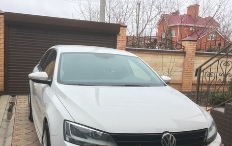 Volkswagen Jetta VI, 2015 год, 1 177 777 рублей, 3 фотография