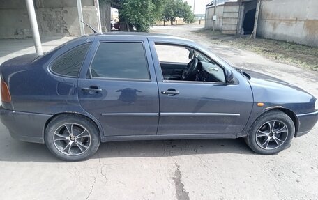 Volkswagen Polo III рестайлинг, 1998 год, 220 000 рублей, 4 фотография